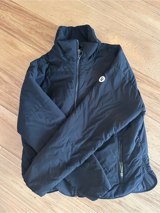 Vuori Jackets & Blazers - Vuori Canyon Insulated Jacket, size small